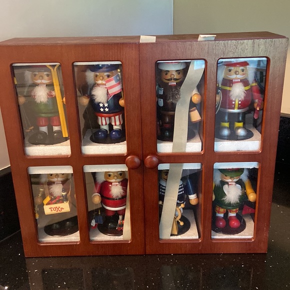 Set/8 Mini Detailed Nutcrackers w/ Custom Glass Display Case - Picture 2 of 11